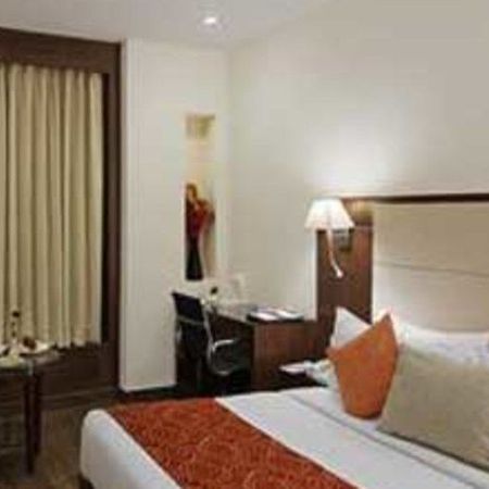 Clarks Inn, Pacific Mall Ghaziabad Esterno foto